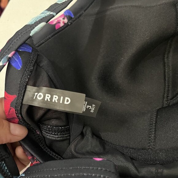 Torrid Swimsuit Top One Piece Floral Tropical Pattern Women 3X - Picture 8 of 11